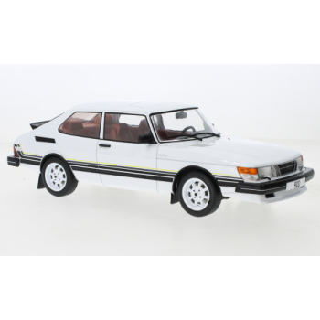 Saab 900 Turbo (1981) biały 1:18 - MCG